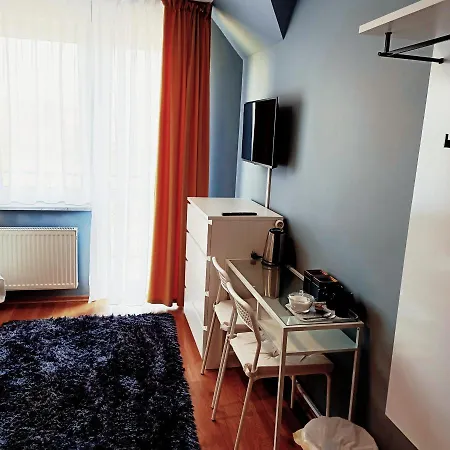 Różana Pensjonat 3*
