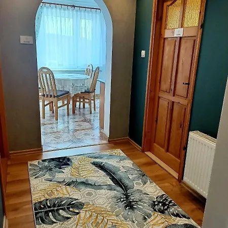 Różana 3*