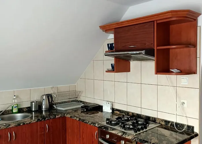 Różana Pensjonat Wola Kalinowska