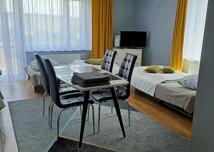 Różana Pensjonat 3*